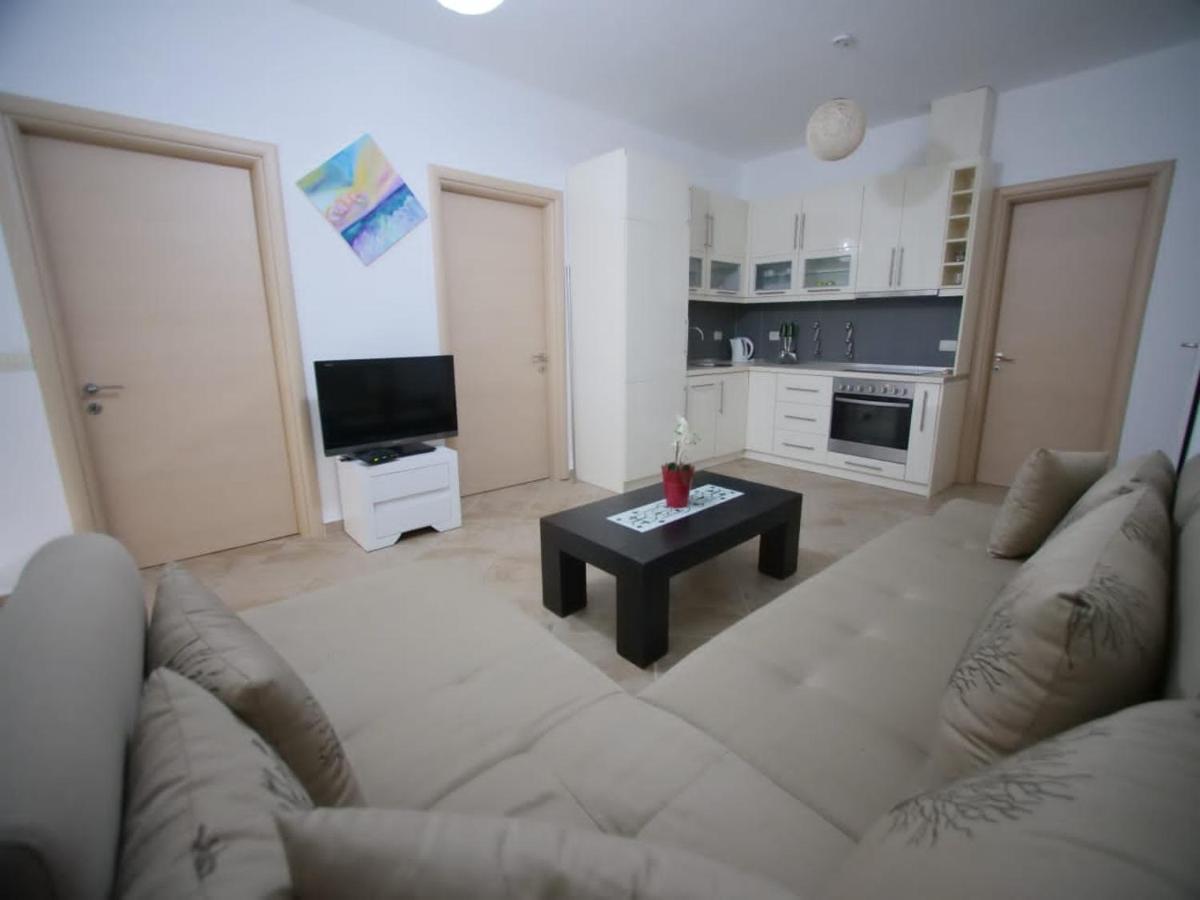 Sunset Apartment Saranda Bay ภายนอก รูปภาพ