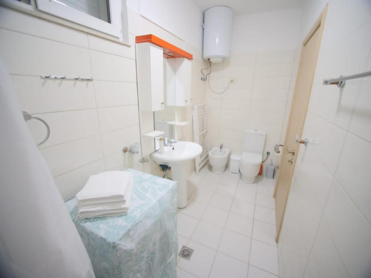 Sunset Apartment Saranda Bay ภายนอก รูปภาพ
