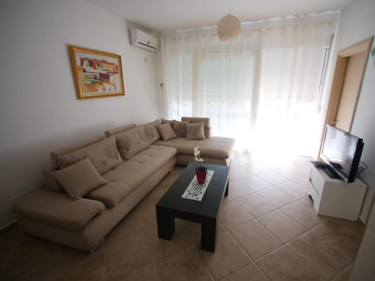 Sunset Apartment Saranda Bay ภายนอก รูปภาพ