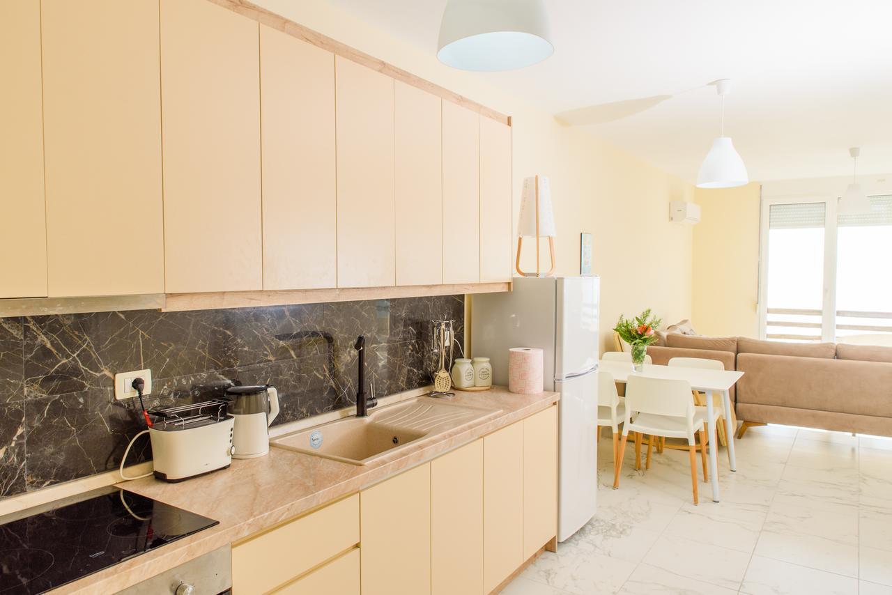 Sunset Apartment Saranda Bay ภายนอก รูปภาพ