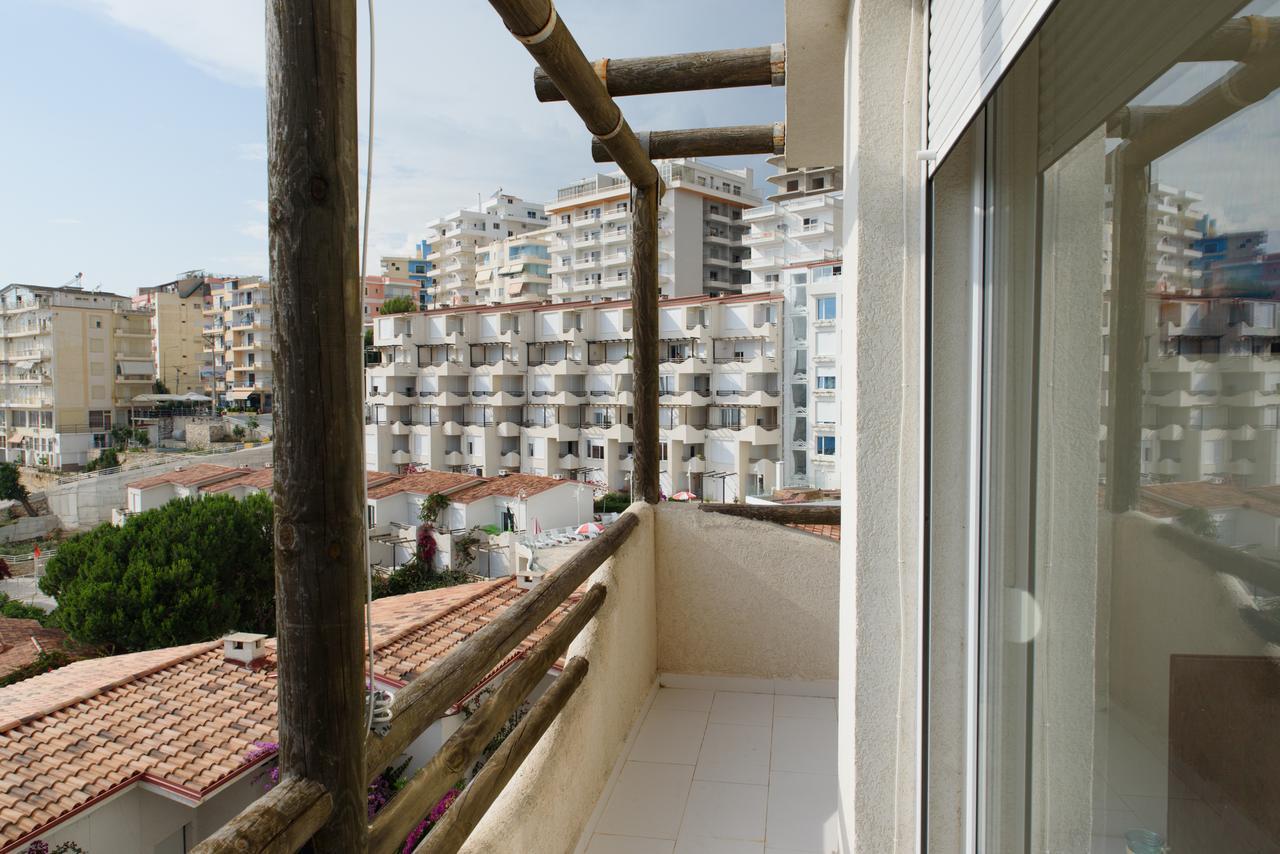 Sunset Apartment Saranda Bay ภายนอก รูปภาพ