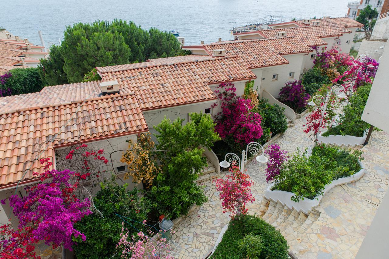 Sunset Apartment Saranda Bay ภายนอก รูปภาพ