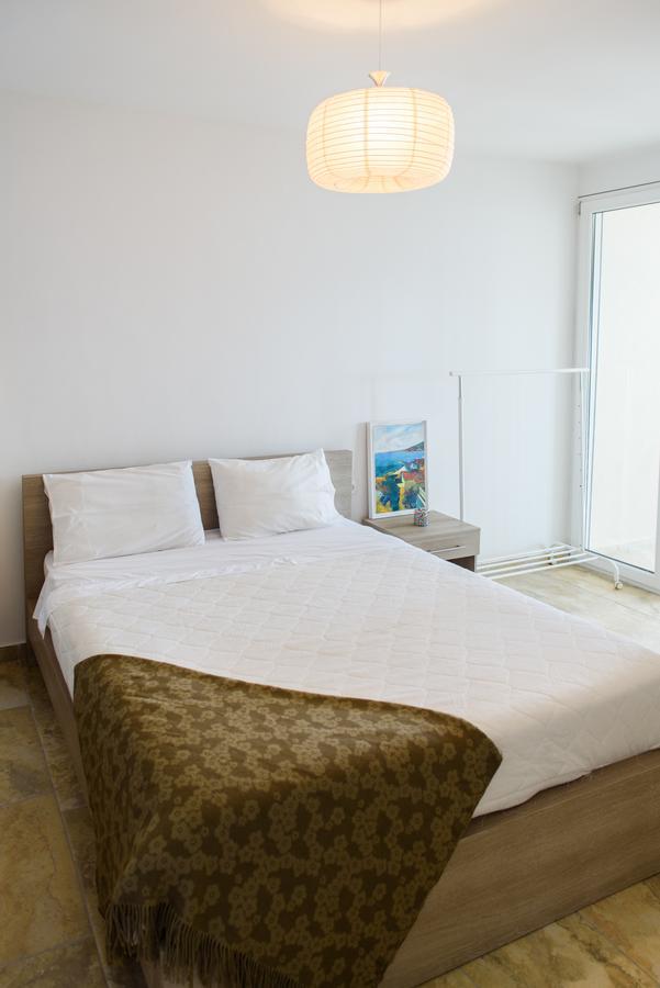 Sunset Apartment Saranda Bay ภายนอก รูปภาพ