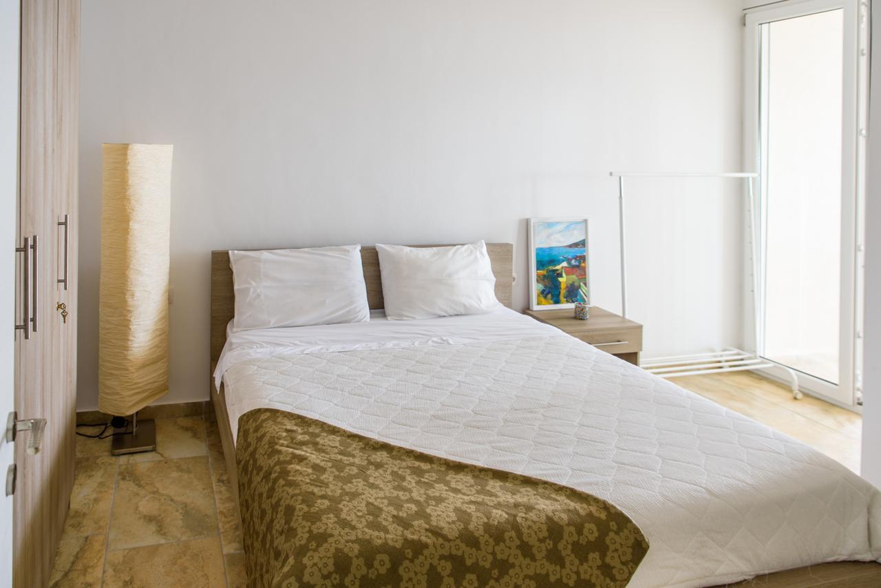 Sunset Apartment Saranda Bay ภายนอก รูปภาพ