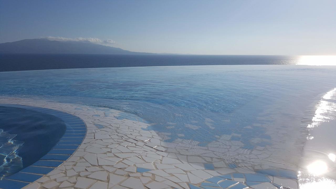 Sunset Apartment Saranda Bay ภายนอก รูปภาพ
